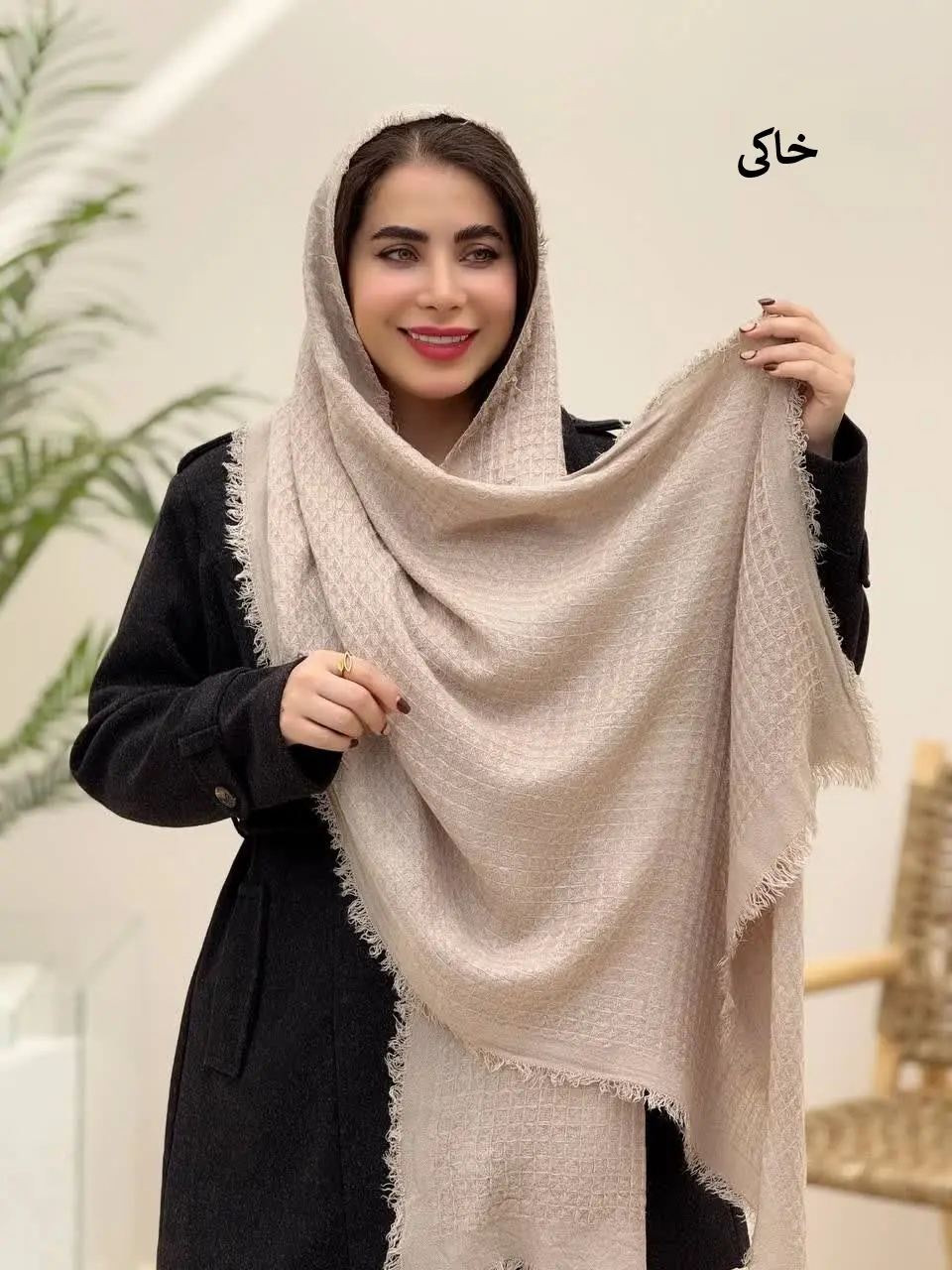 3681-شال پاییزه برکه